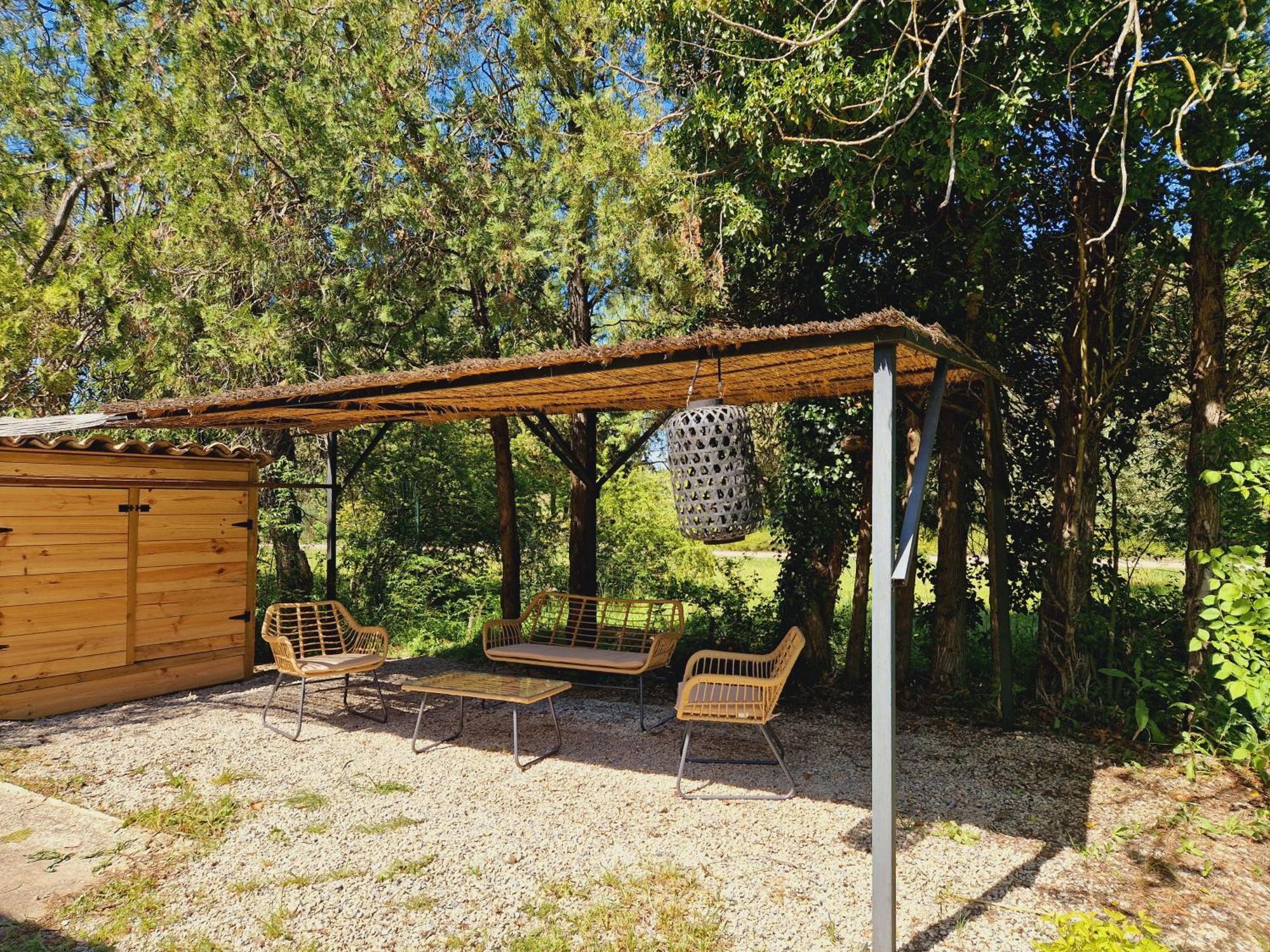 Mas Du Rollier Chambres D'Hotes Eygalières Exteriör bild